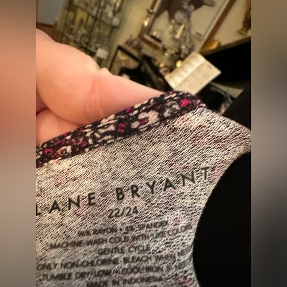 Plus size floral blouse - Picture 5 of 5